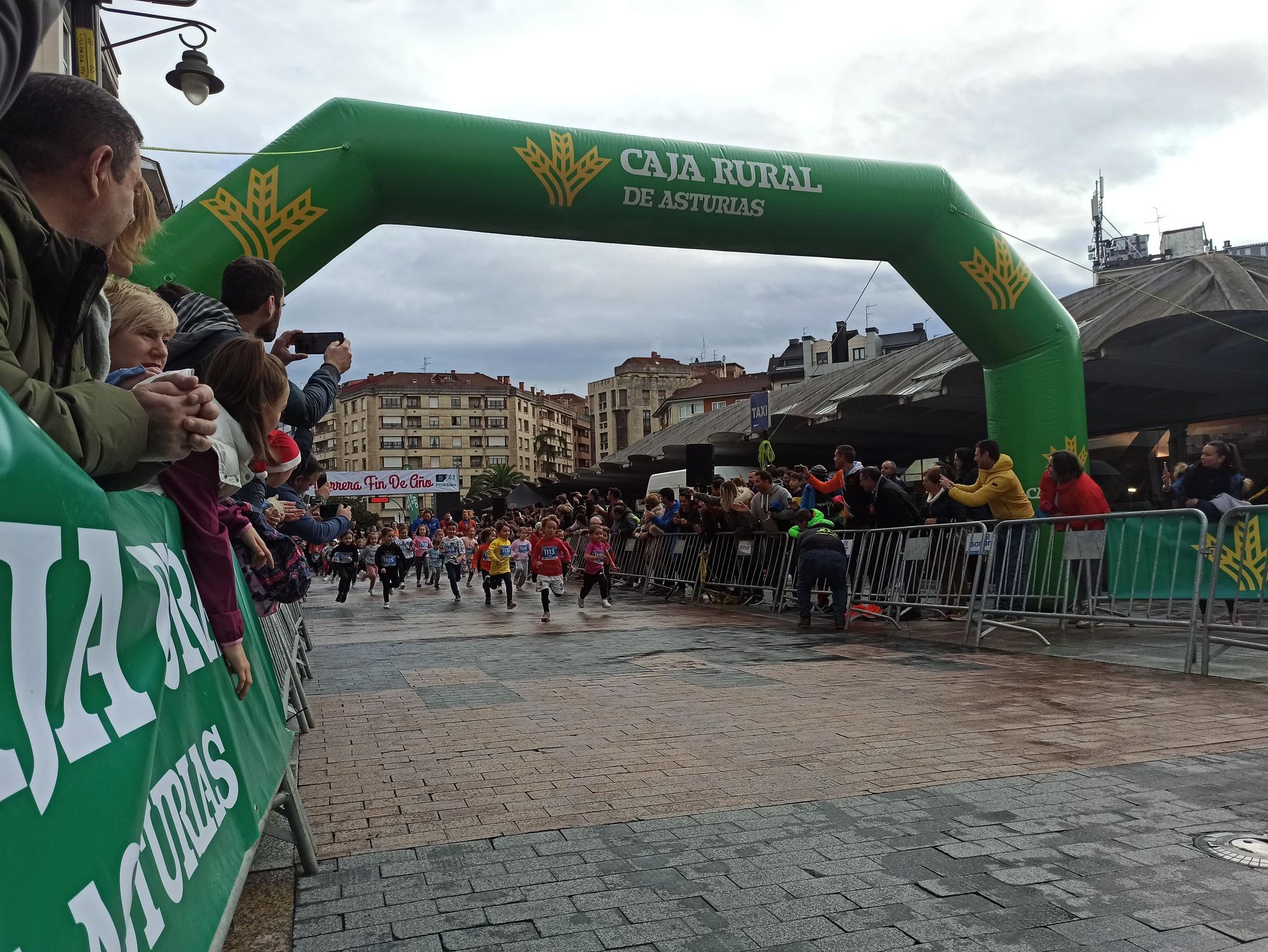 Casi 1.500 participantes disputan la carrera de Fin de Año de Pola de Siero