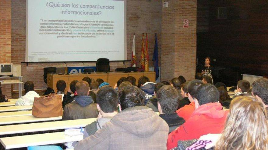 La DGA alerta del &quot;preocupante&quot; futuro del campus de La Almunia