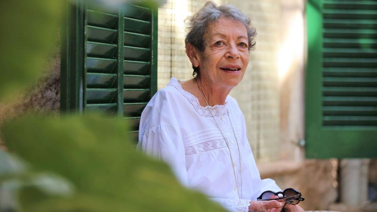 La escritora ‘manacorina’ Maria Antònia Oliver.