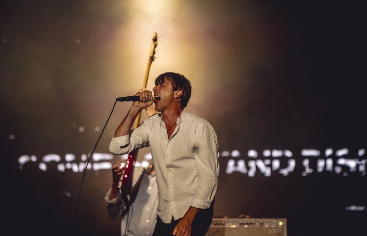 El cantate de Suede, Brett Anderson, demostró que su banda sigue en plena forma.  | JAIME ORIZ
