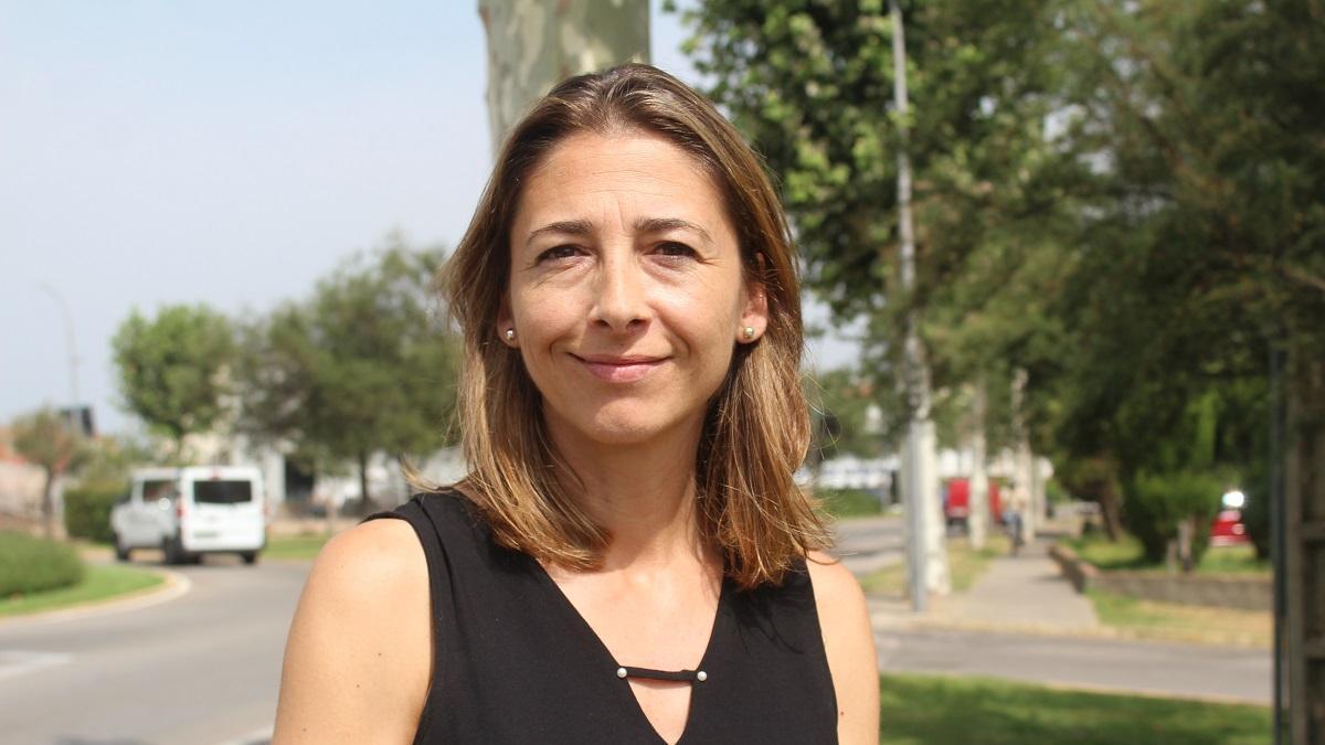 Raquel Domínguez fotografiada a l’avinguda de la República Catalana, aquest passat dijous.
