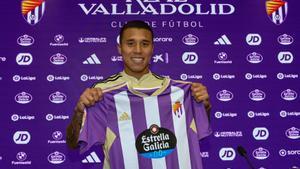 Presentación del venezolano Darwin Machís como nuevo jugador del Real Valladolid