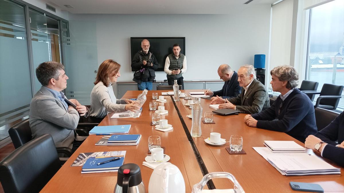 Representantes de ambas entidades.