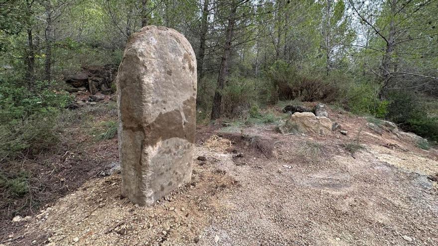 Els tres menhirs restaurats del Solsonès tornen al seu territori