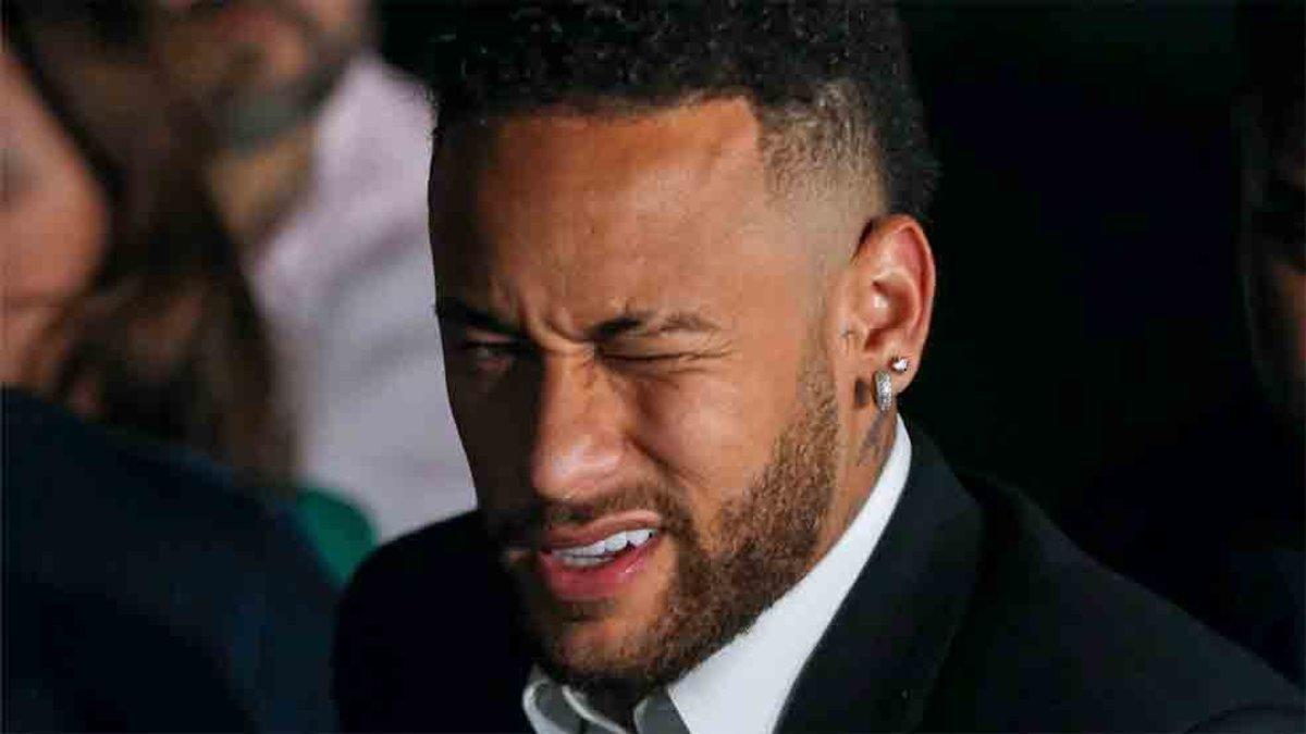 Neymar busca una salida del PSG