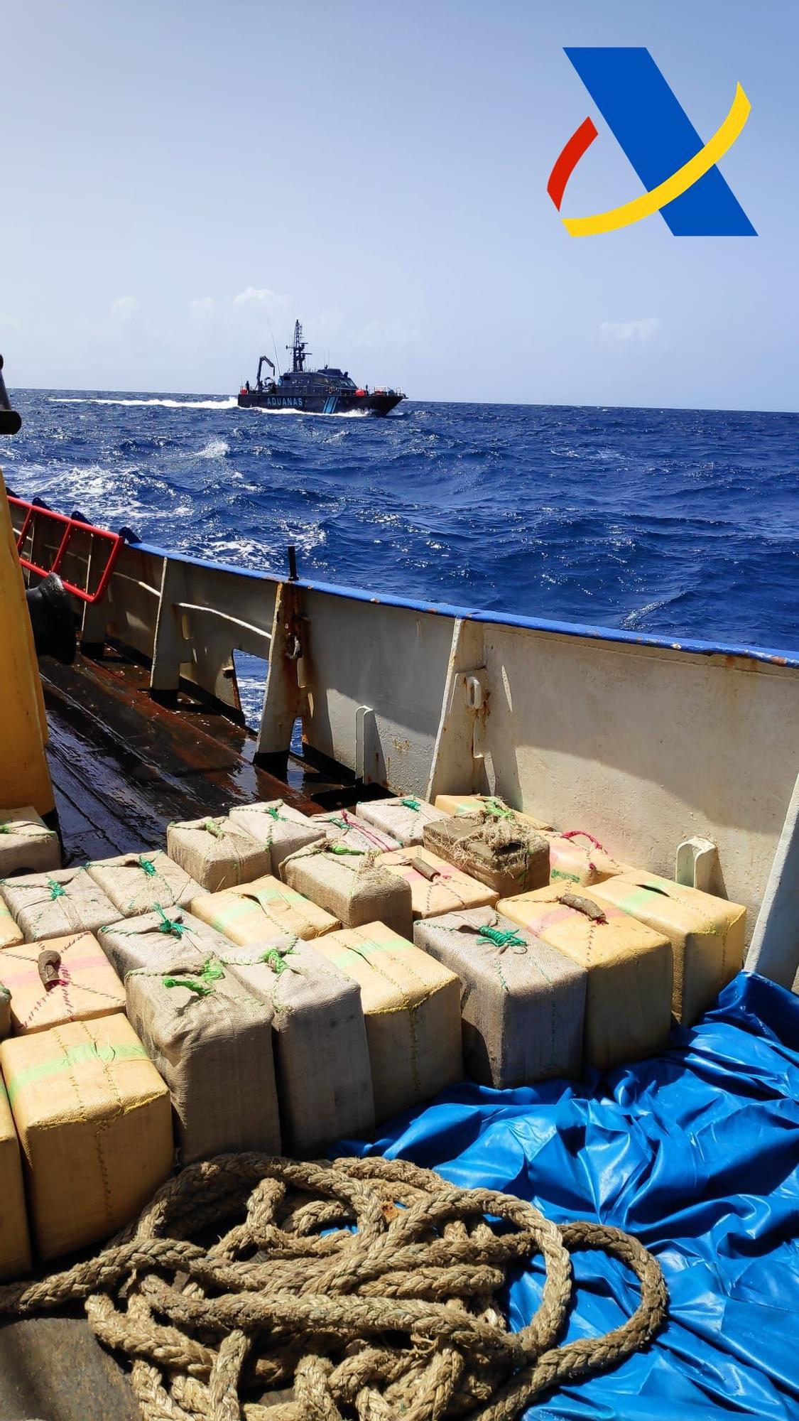 El 'Albatros', el barco de las 18.000 toneladas de hachís