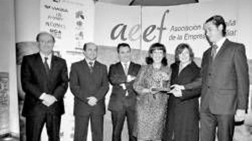 Tany nature gana el i premio familia empresaria