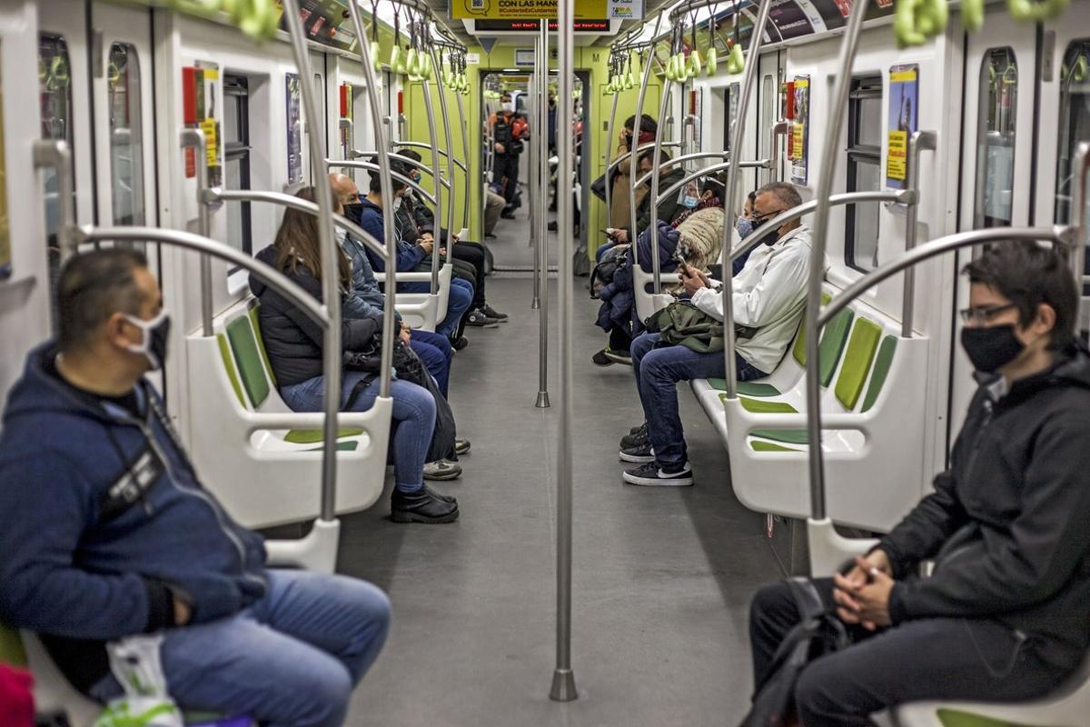 06/09/2020 VagÃ³n del metro de Buenos Aires