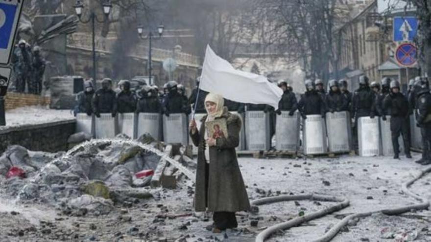 Continúa la escalada de violencia en Kiev