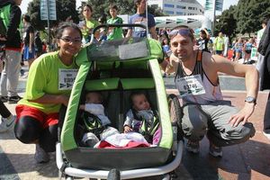 Una família preparada per a la cursa.