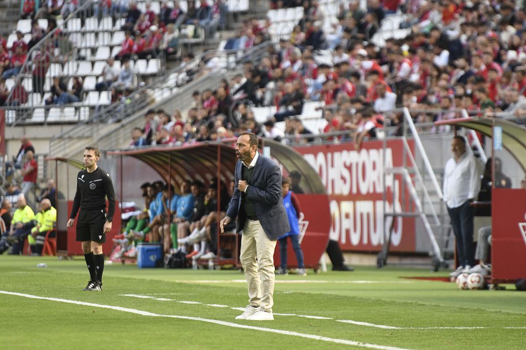 Las mejores imágenes del partido entre el Real Murcia y el Antequera