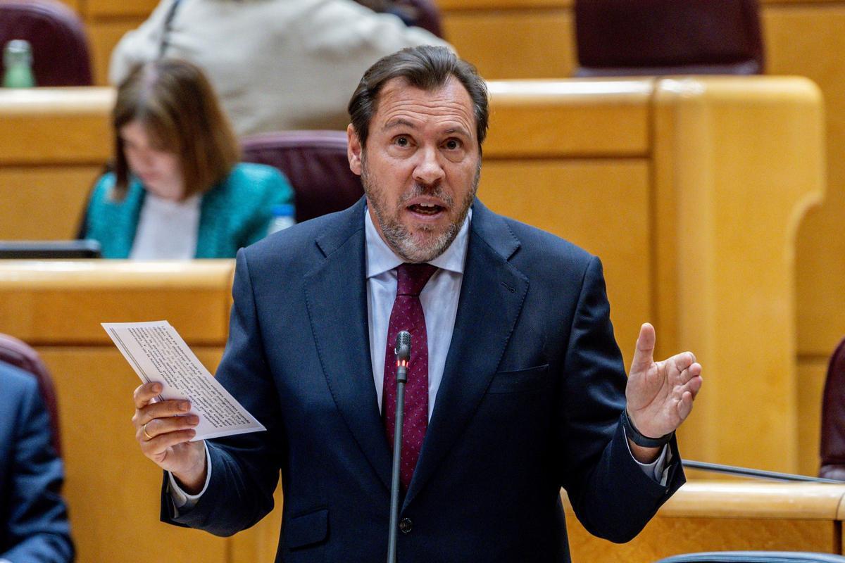 Puente esclata davant la tempesta judicial contra el PSOE: «Es vol enderrocar un Govern amb mètodes no democràtics»