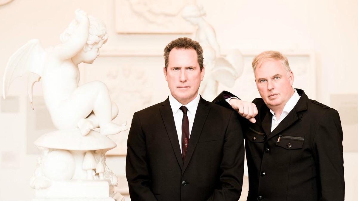 Andy McCluskey (izquierda) y Paul Humphreys, en una imagen promocional de Orchestral Manoeuvres in the Dark