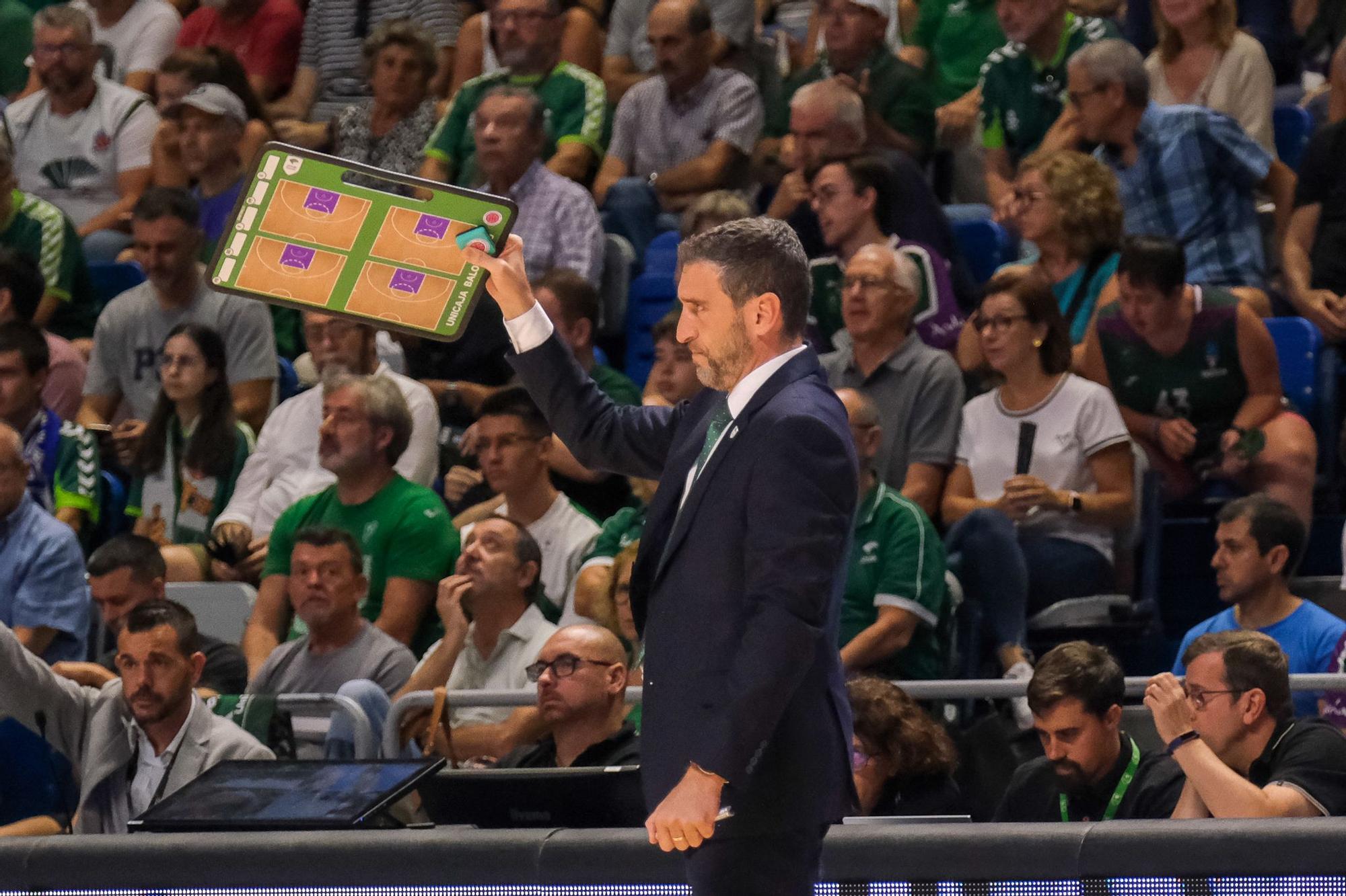 El Unicaja - Real Madrid de la Liga Endesa, en imágenes