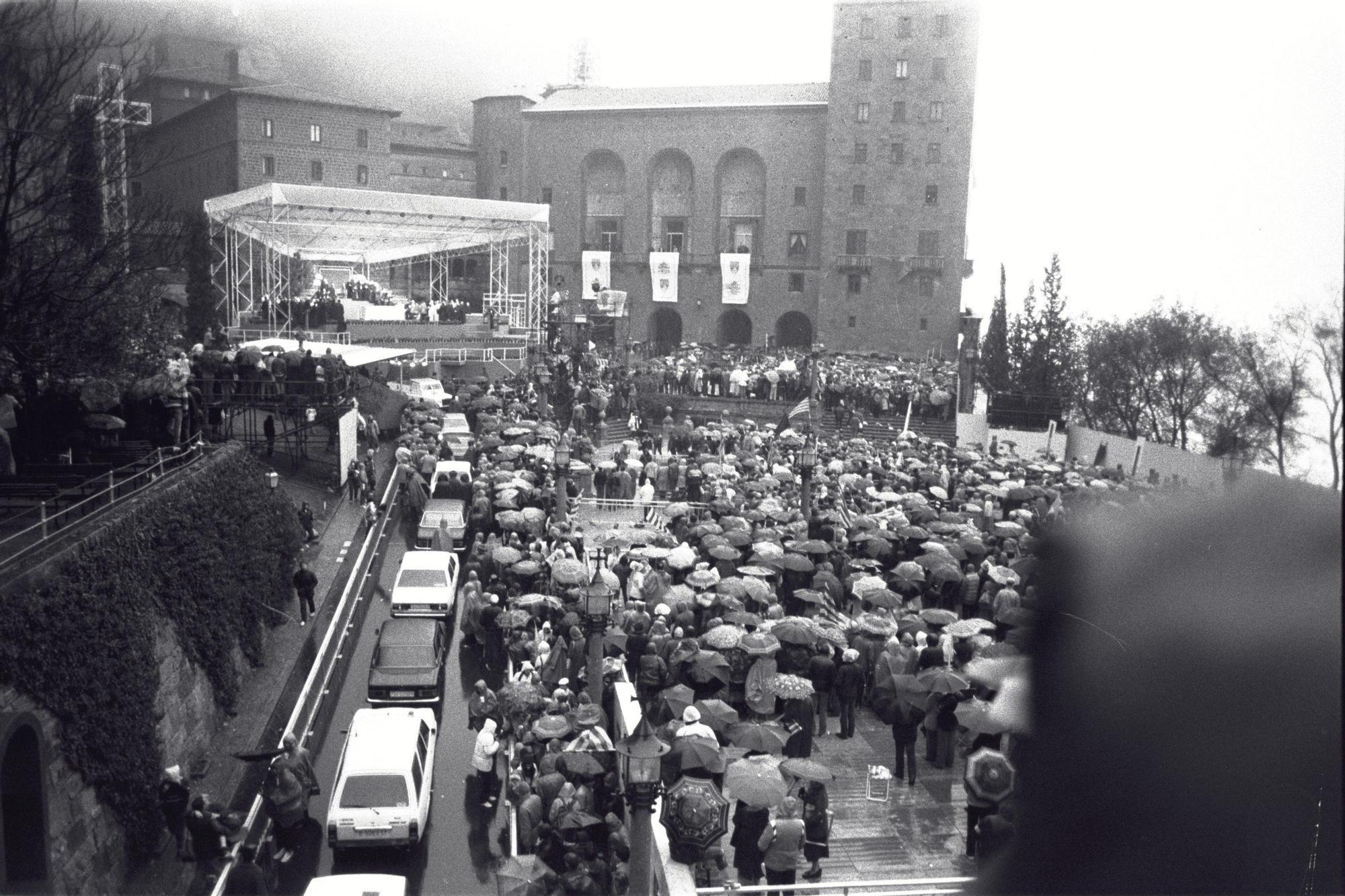 La visita del Papa Joan Pau II a Montserrat fa 40 anys