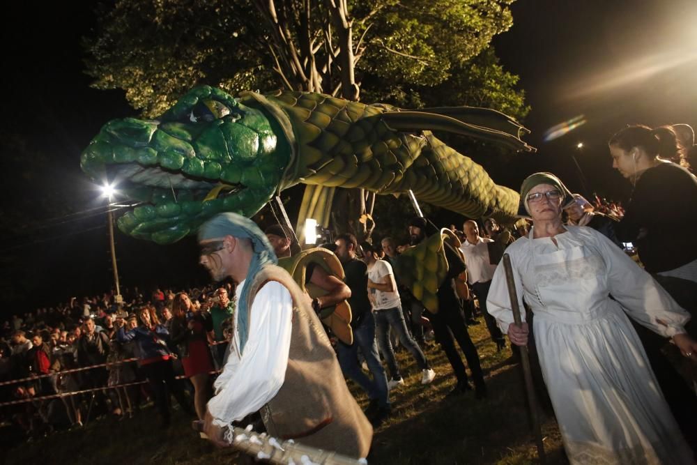 Trasona y Avilés celebran la noche más corta