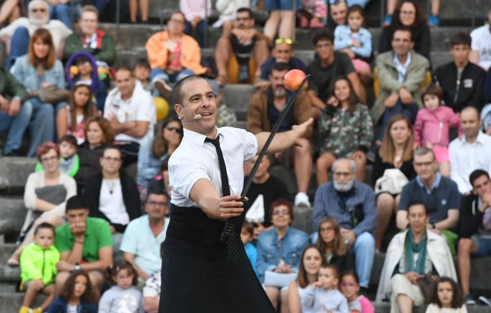 El festival continuará hoy con espectáculos en los jardines de Méndez Núñez y en el Obelisco.