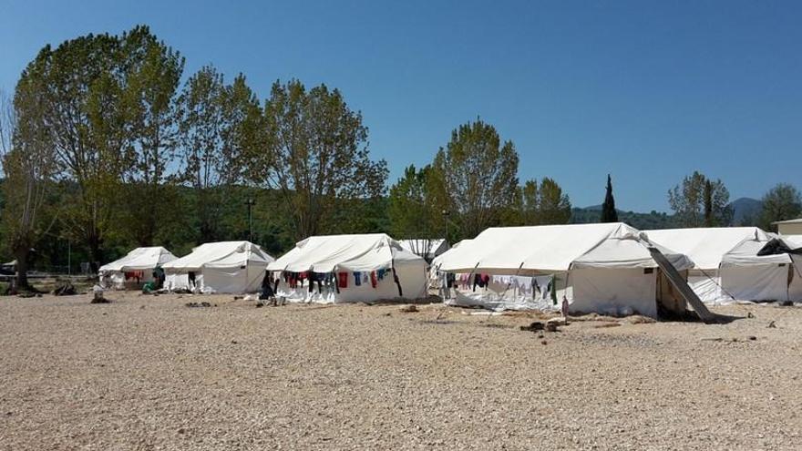 Tendes del camp de refugiats de Filipiada.