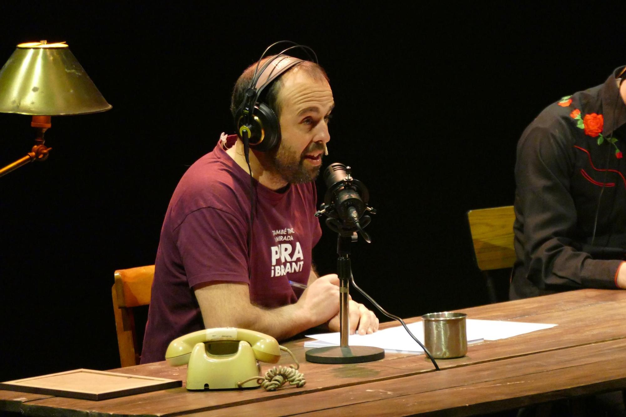 Les rialles entren al Búnquer del Teatre El Jardí de Figueres