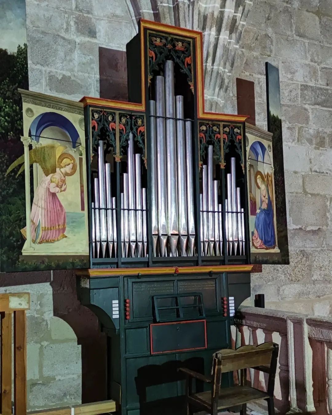 Órgano renacentista de la iglesia de Santa María de Garrovillas de Alconétar.