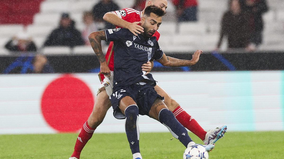 Resumen, goles y highlights del Benfica 0 - 1 Real Sociedad de la Jornada 3 de la Fase de Grupos de la Champions League