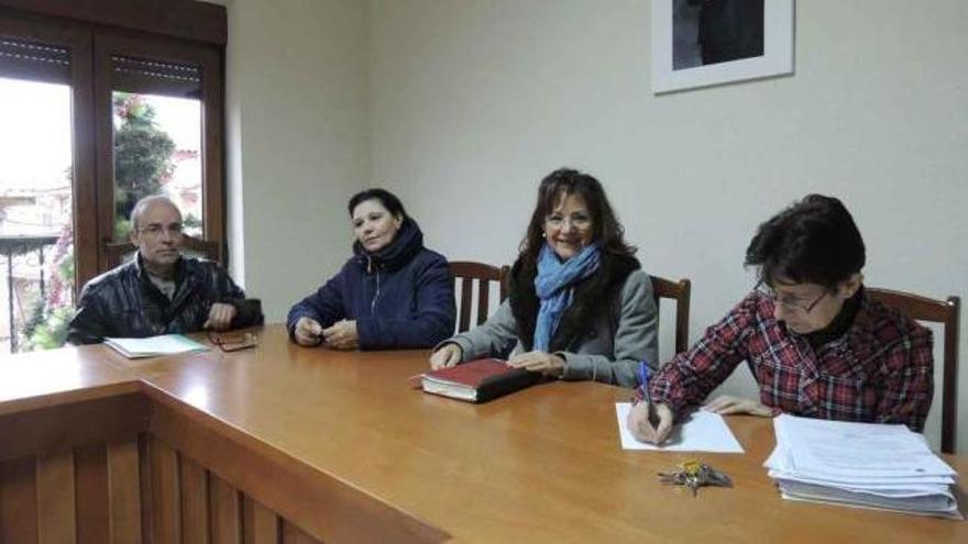 Pleno de Morales del Rey, celebrado en la tarde del miércoles, y al que únicamente asistieron los tres concejales del Gobierno local.