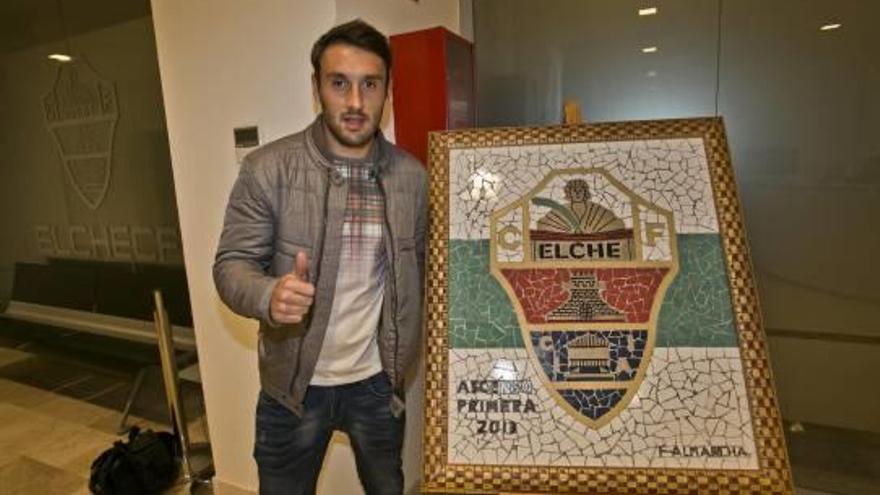 El Elche viste de franjiverde a Eldin