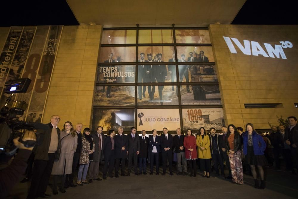 La fiesta del 30º aniversario del Instituto Valenciano de Arte Moderno (IVAM).