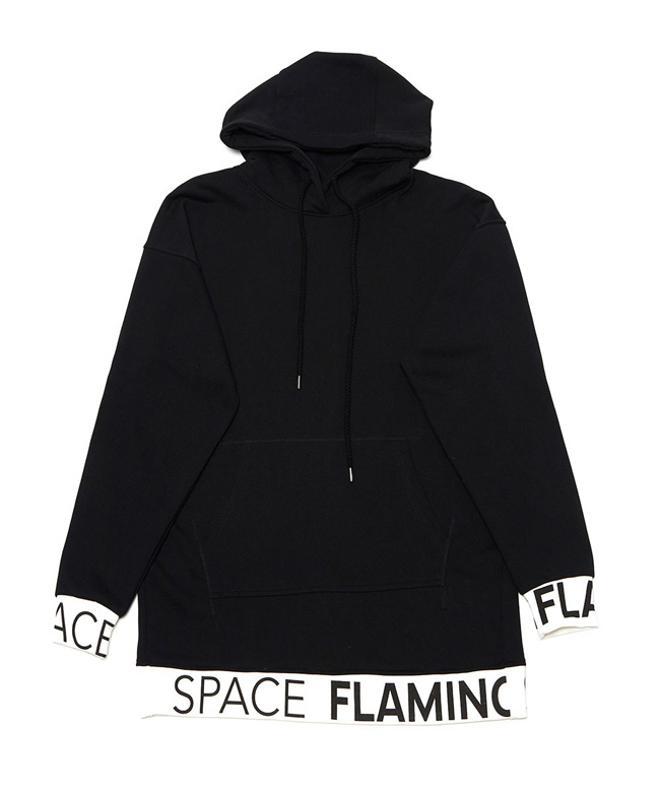 Vestido sudadera 'Canguro black', de Space Flamingo