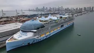 Impacto ambiental: los cruceros han doblado su tamaño desde 2000, y en 2050 serán 8 veces más grandes que el 'Titanic'