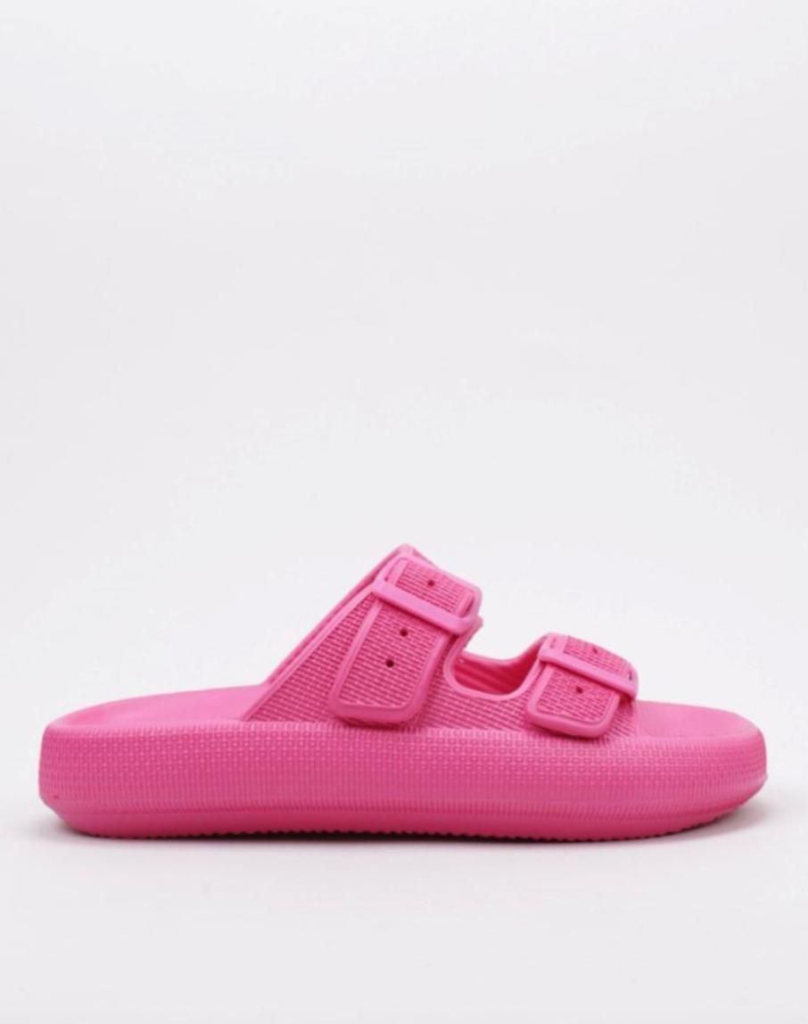 Chanclas con doble hebilla en fucsia