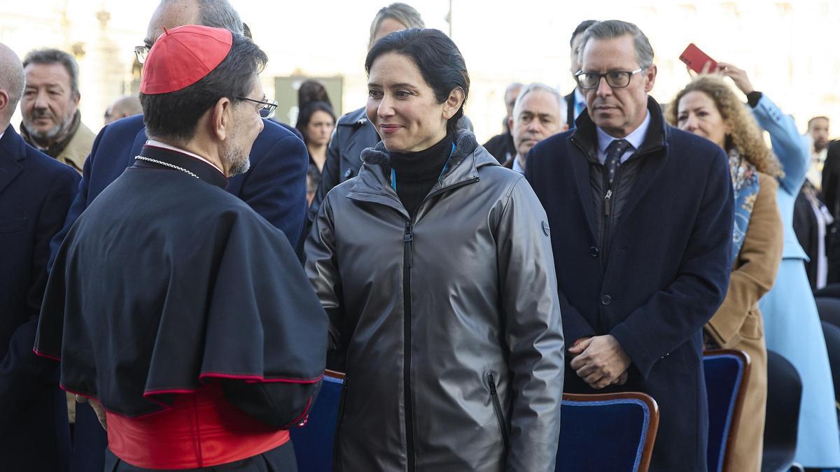 Isabel Díaz Ayuso, antes de la misa mayor de la Virgen de la Almudena.