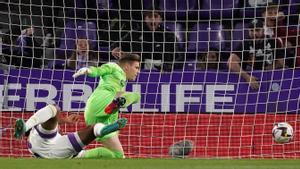 Ter Stegen, durante el Valladolid-Barça.