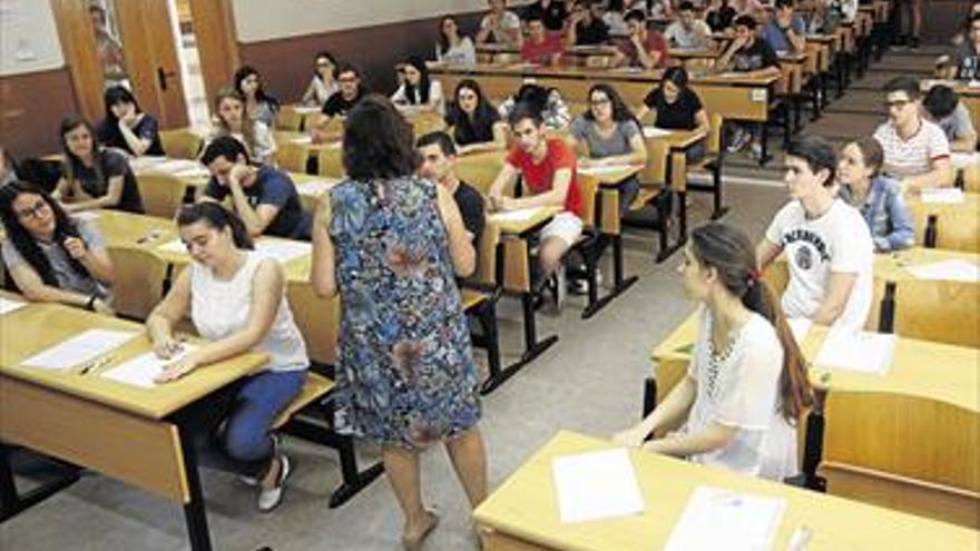 Educación congela las tasas en la universidad y ‘aplaza’ su promesa