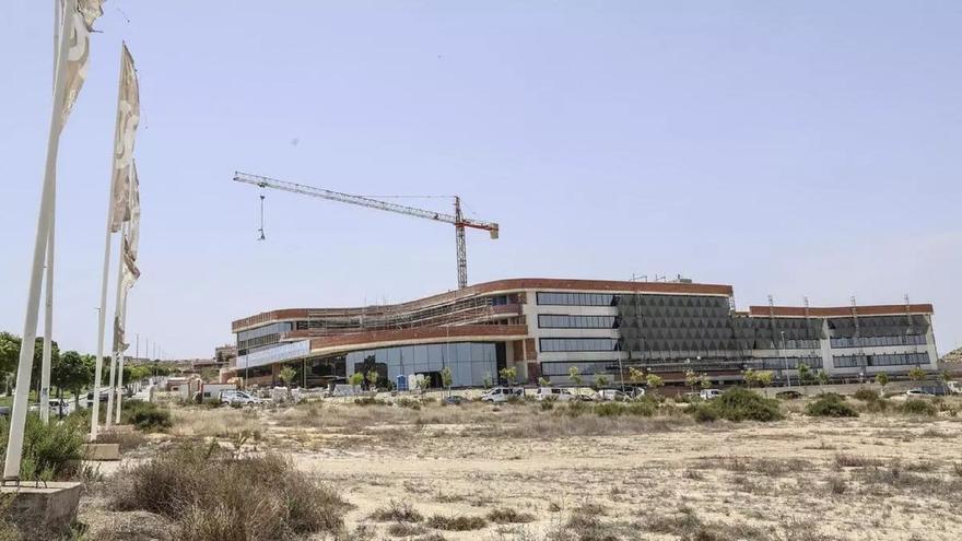 El gobierno de Barcala paraliza totalmente las obras del hospital privado que construye Imed en Vistahermosa Norte