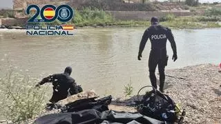 Los buzos del GEO localizan el cuerpo sin vida del joven desaparecido en Acequia de Tormos