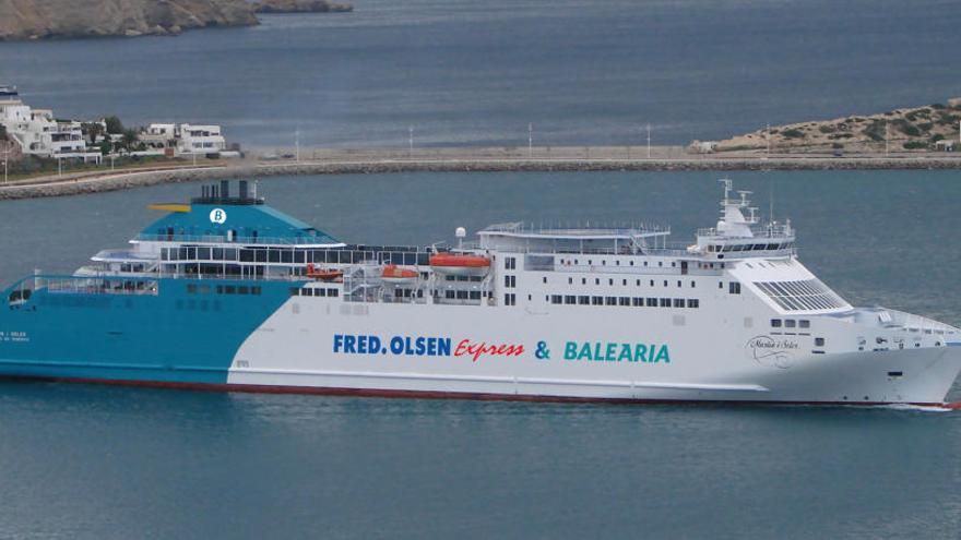 Baleària inicia el próximo 11 de noviembre su primera ruta con Canarias