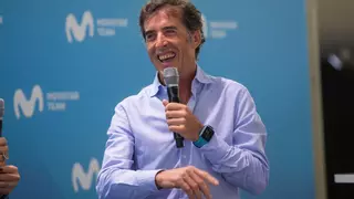 Pedro Delgado, exciclista y comentarista de ciclismo en TVE: "Es muy importante que la Vueltina lleve viva un siglo"