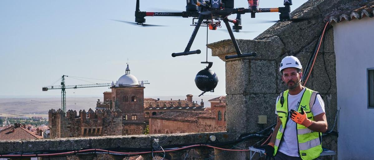 DRONES CÁCERES Rodaje con drones en Cáceres entre quejas
