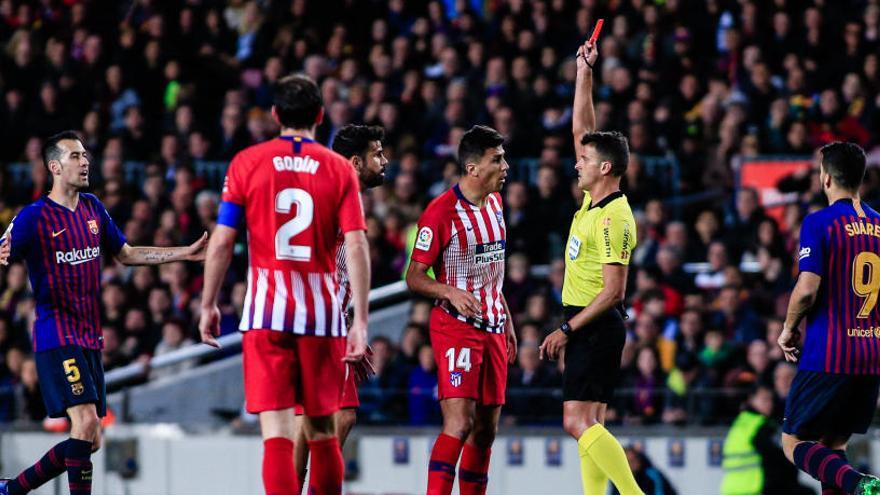 La expulsión de Diego Costa en el Camp Nou.