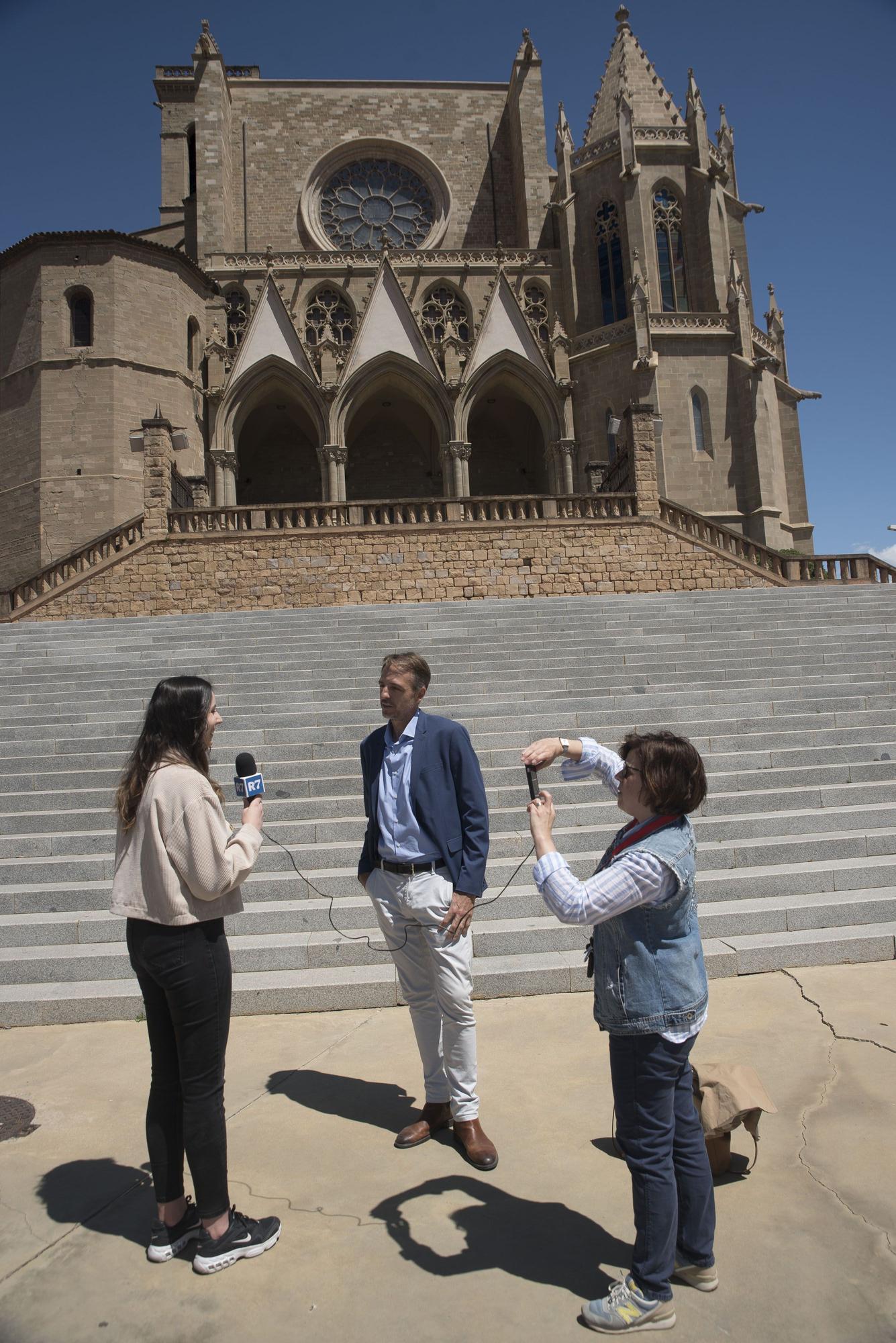 La cara divertida de  la foto dels candidats de Regió7