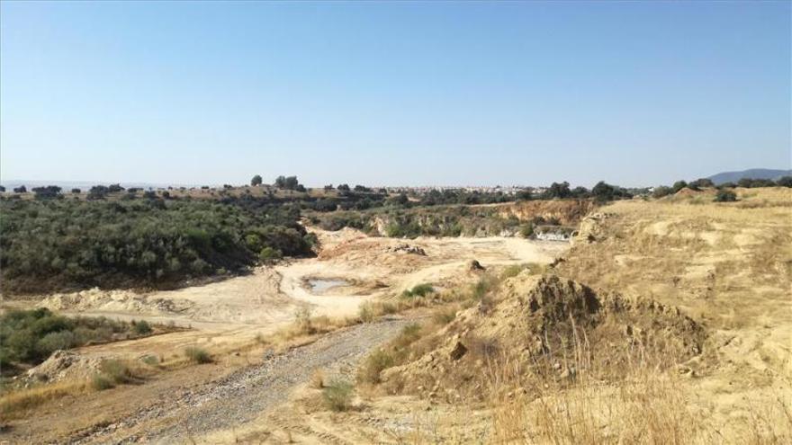 La Sociedad Cordobesa de Historia Natural pide parar la actividad de una cantera en Córdoba