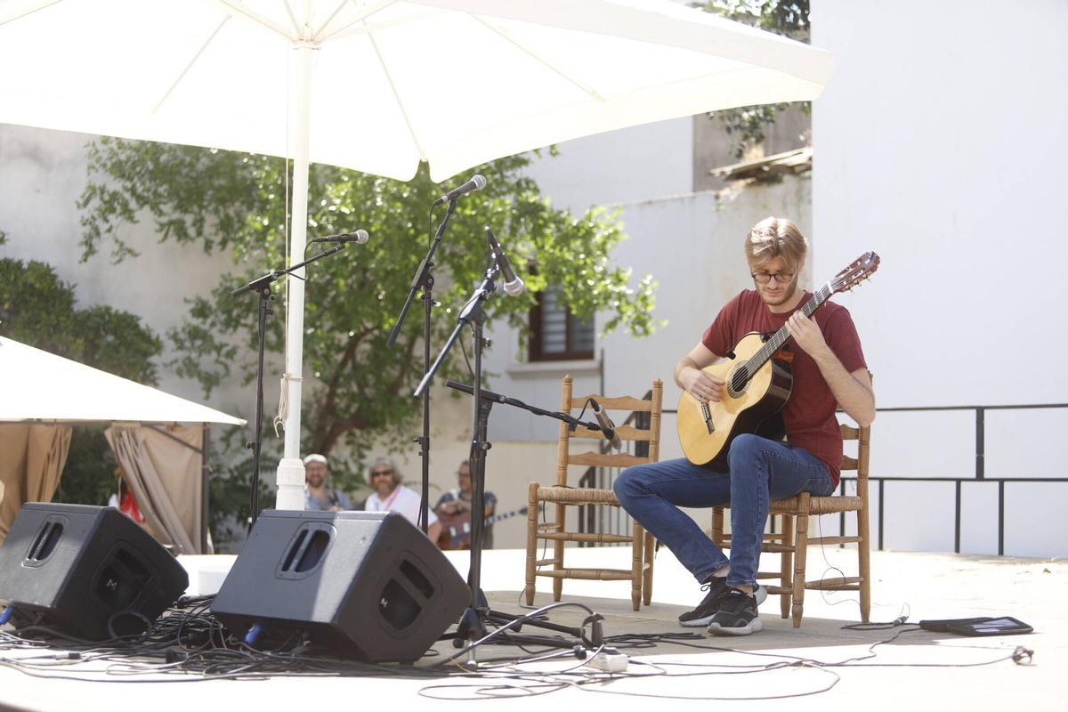 I encuentro músicos callejeros en cine fuenseca