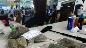 Cop policial a les botigues que es dediquen a la marihuana a Barcelona