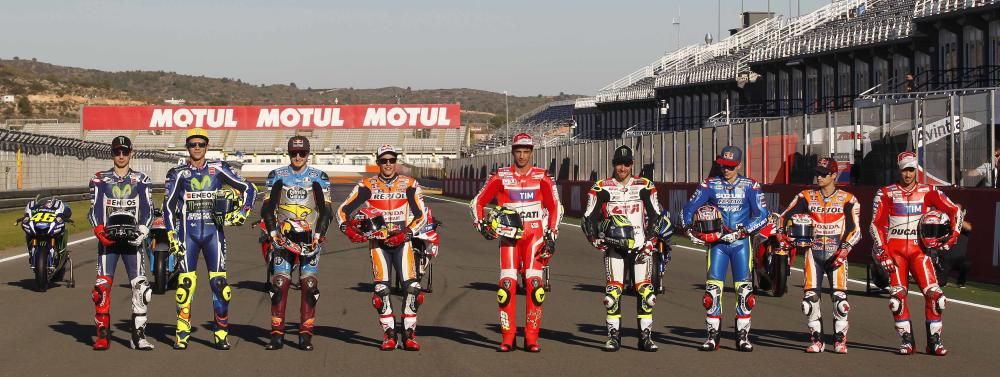 Así se hizo la foto de los nueve gandadores de la temporada en #MotoGP