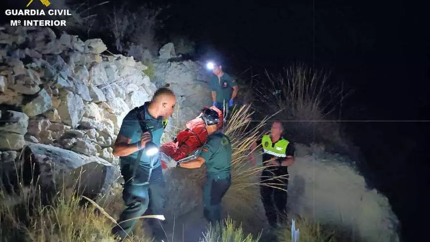 La Guardia Civil rescata en una zona montañosa de Busot el cadáver de un hombre desaparecido