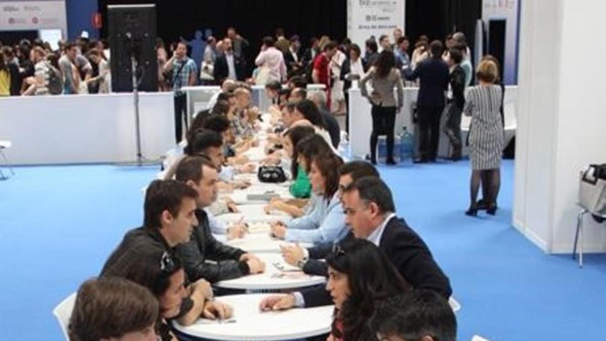 Reuniones entre emprendedores en el salón Bizbarcelona.