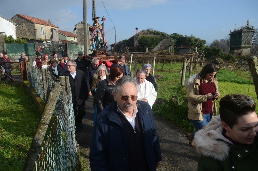 Procesión de los lacones, en el Concello de Valga.