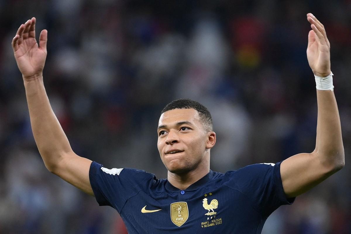Mbappé se exhibe y lleva a Francia a cuartos Mbappé se exhibe y lleva a Francia a cuartos