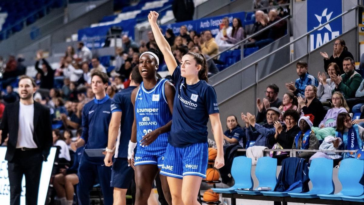 El banquillo del Azulmarino durante su último partido en Son Moix.